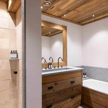 Stunning Impeccably Designed - What'app - 0034-635-518-057 - For Reservations! * Val-dʼIsère