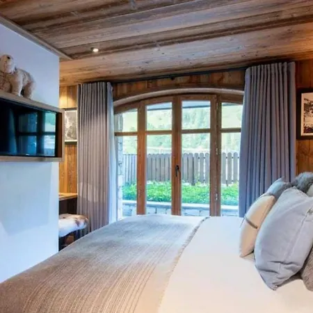 Apartment Stunning Impeccably Designed - What'app - 0034-635-518-057 - For Reservations!